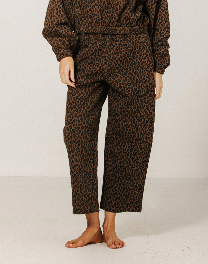 Leopard Barrel Jogger