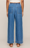 Sidelines Denim Tracker